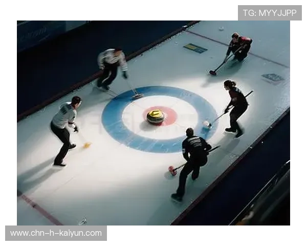 冰壶选手失误擦冰擦到自己站不稳,全场嘘声和笑声齐起 冰壶选手失误擦冰擦到自己站不稳,全场嘘声和笑声齐起